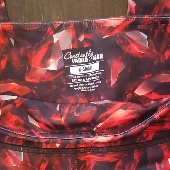 Constantly Varied Gear Women's Ruby Gem Leggings - Picture 3 of 4